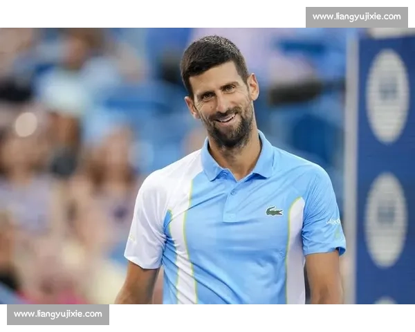 德约科维奇盛赞费德勒优雅天赋,坦言自身优势在于全面性与韧性 德约科维奇盛赞费德勒优雅天赋,坦言自身优势在于全面性与韧性
