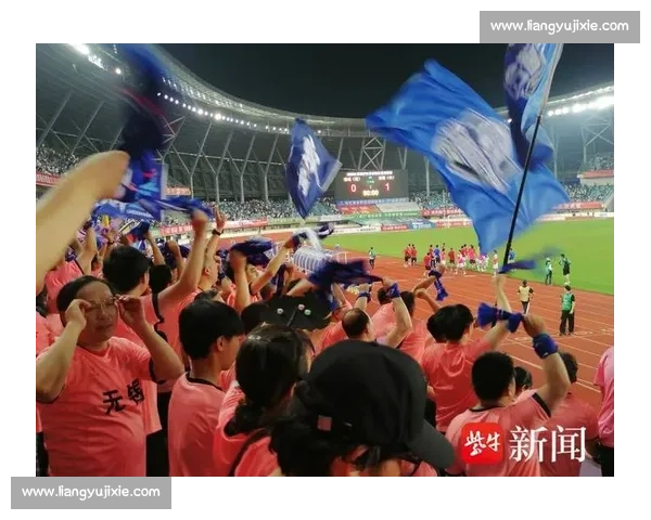 苏超暖心时刻！主队球迷集体高呼 “进一个”，客队球员含泪致谢